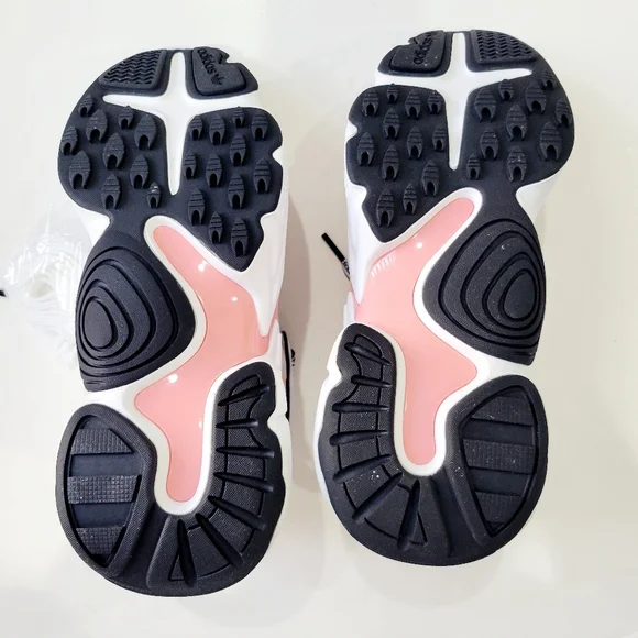 NWT Adidas Magmur Women - Picture 4 of 6